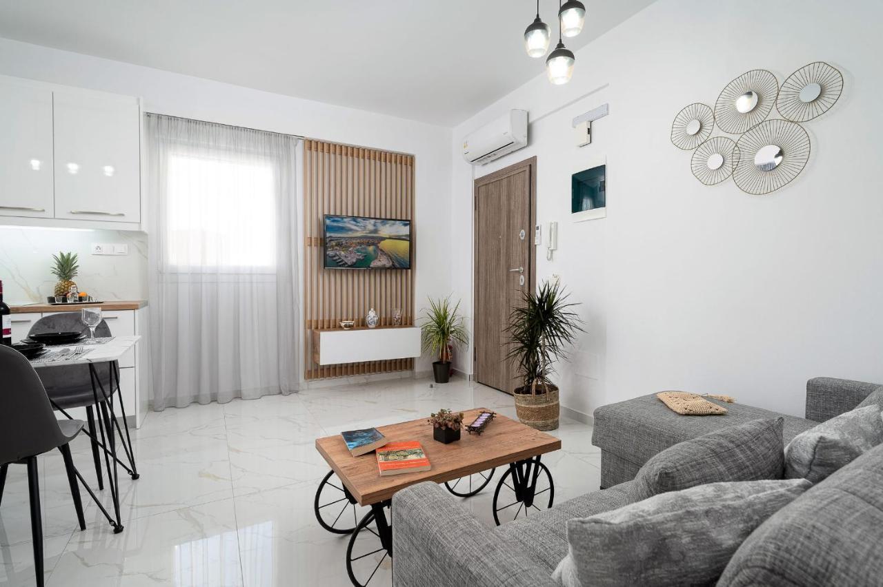 Amersa Luxury Apartment Heraklion  Ngoại thất bức ảnh